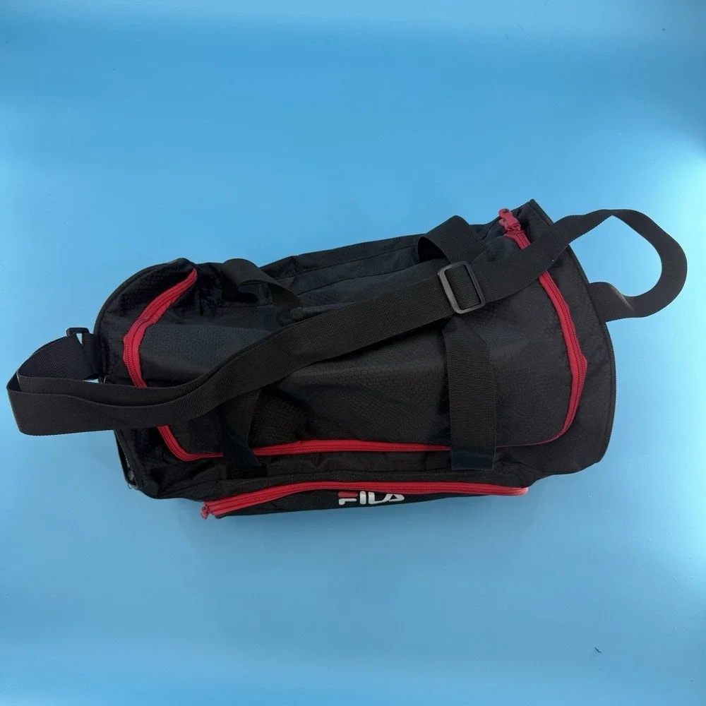 FILA‎ Black Red Duffle Gym Bag Sports Travel Shoulder Carry On